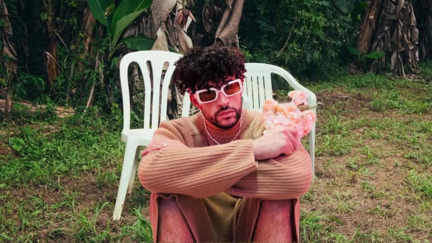 «DEBÍ TIRAR MÁS FOTOS»: con este nuevo álbum BAD BUNNY reivindica sus raíces