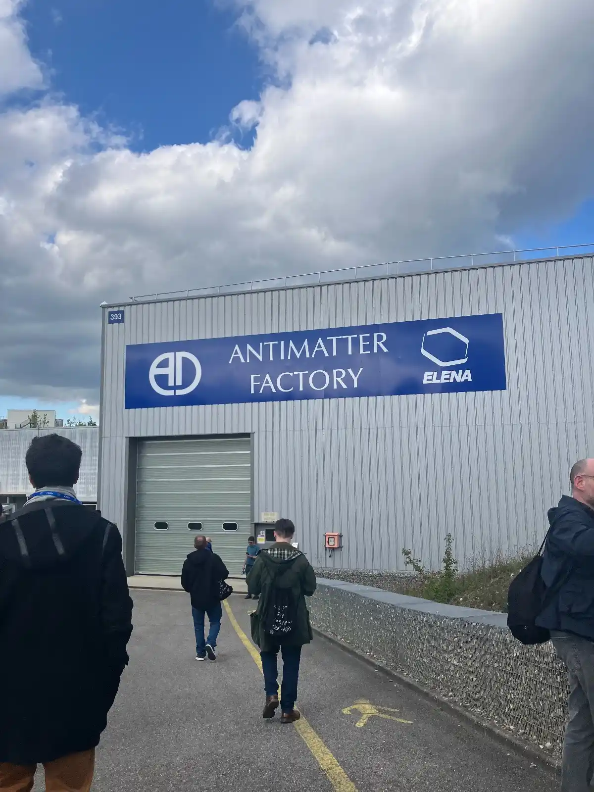 Mauro Eldritch, especialista en ciberseguridad, dió detalles sobre su teoría en Suiza.