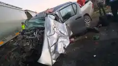 Tragedia en la Ruta 12: una camioneta chocó contra un tren de carga en Médanos