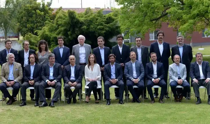 María Eugenia Vidal presentó su gabinete y garantizó el aguinaldo