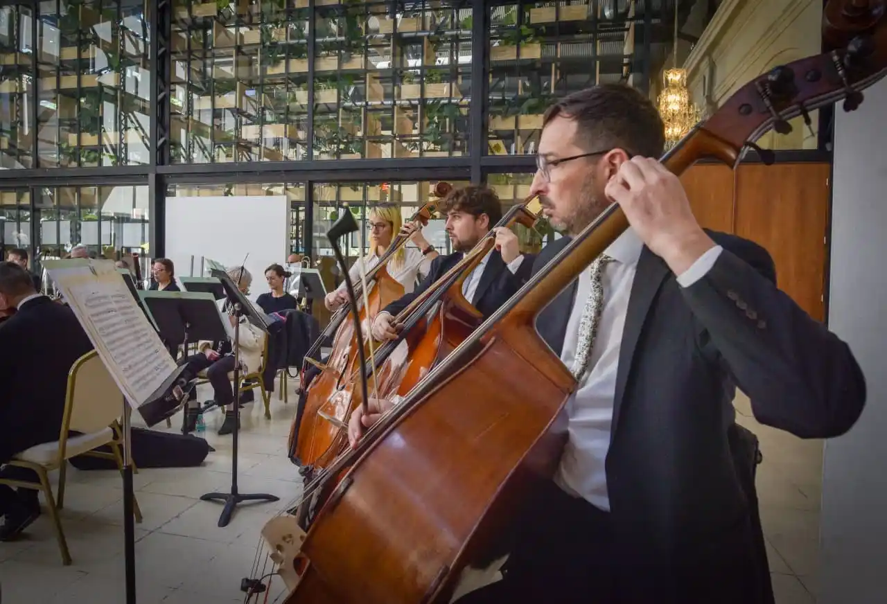 La propuesta incluye presentaciones de la Orquesta Sinfónica Municipal, la Orquesta Municipal de Tango y la Banda Sinfónica Municipal.
