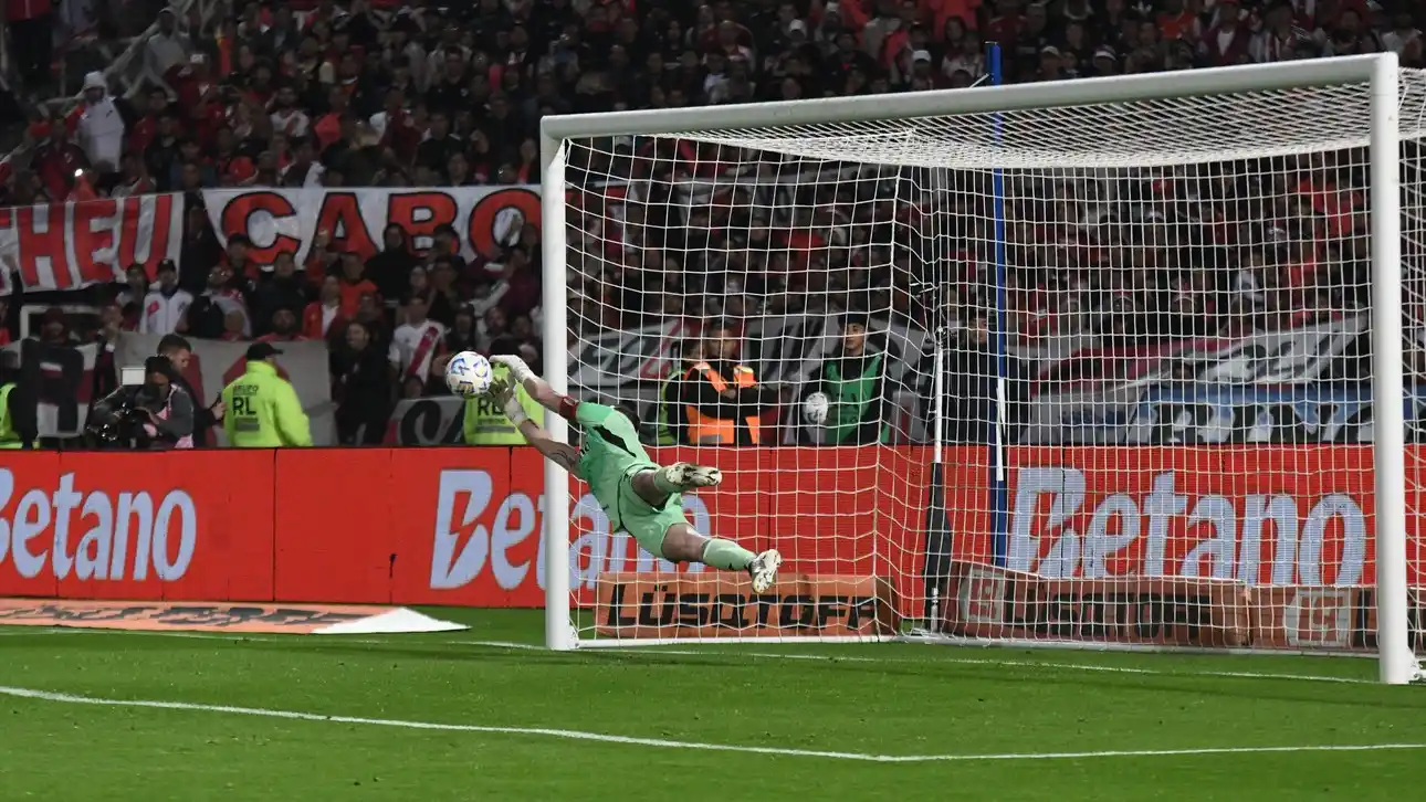 Con Armani como gran figura, River venció a Unión de Santa Fe y avanzó a los cuartos de final de la Copa Argentina