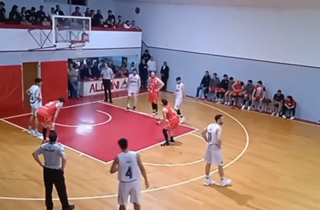Provincial: Alumni le quitó el invicto al líder y Huracán cayó en Tandil