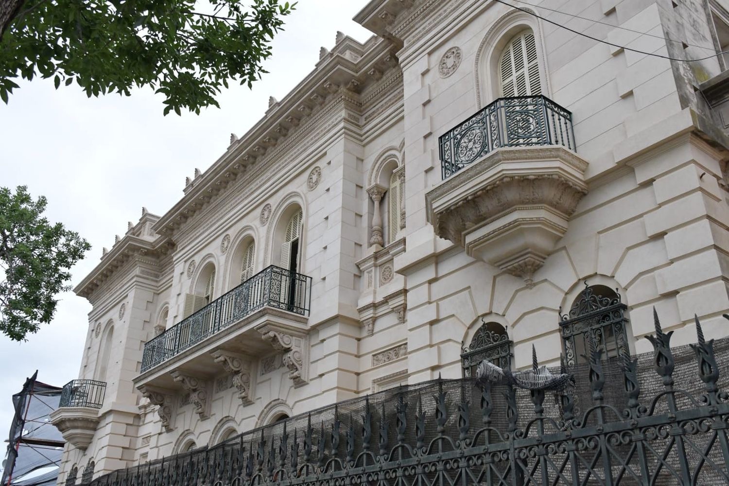 Palacio Tampieri: avanza su restauración para ser museo