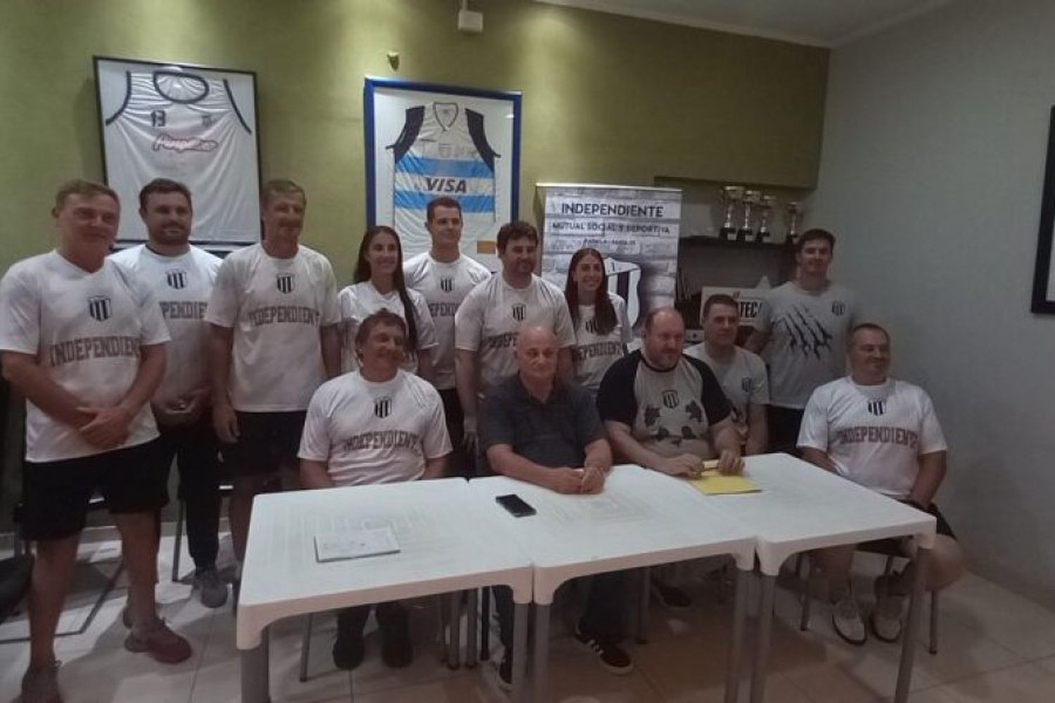 Independiente presentó su staff de básquet 2023