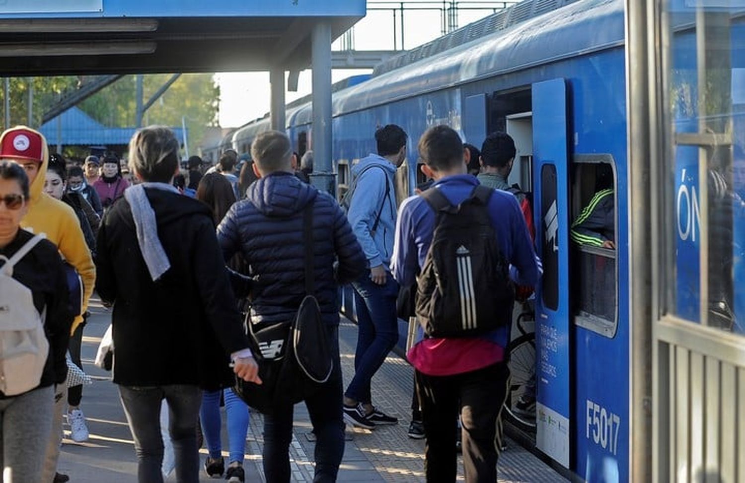 Nuevo aumento del boleto de tren en AMBA : Desde enero, las tarifas ferroviarias urbanas sufrieron una suba del 478%