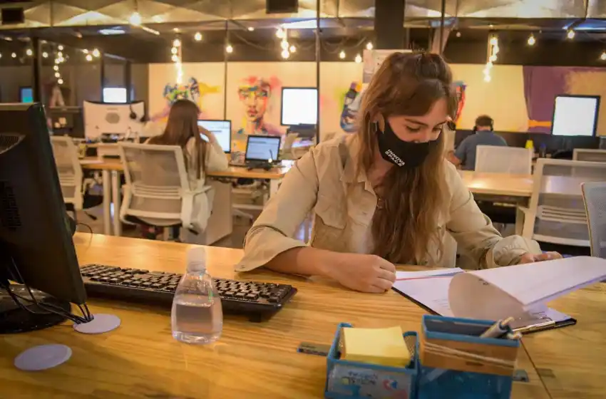 Ya se recibieron más de 660 preinscripciones para el programa "Mujeres Emprenden"