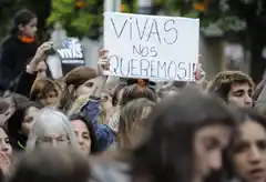 Se promulgó la ley que tipifica el acoso callejero como un delito penal 