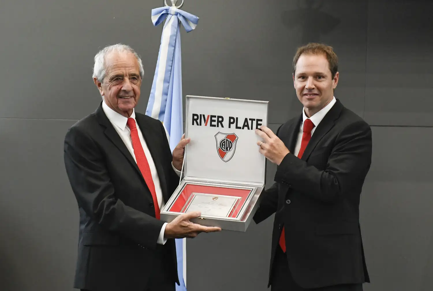 D’Onofrio y Brito, cambio de mando en River.