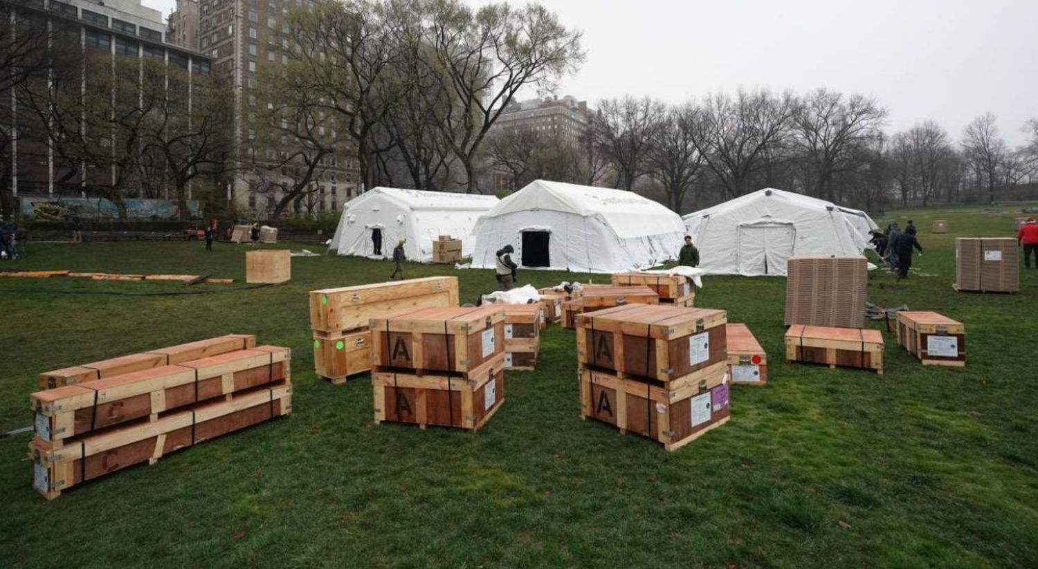 Nueva York instala un hospital de campaña en Central Park