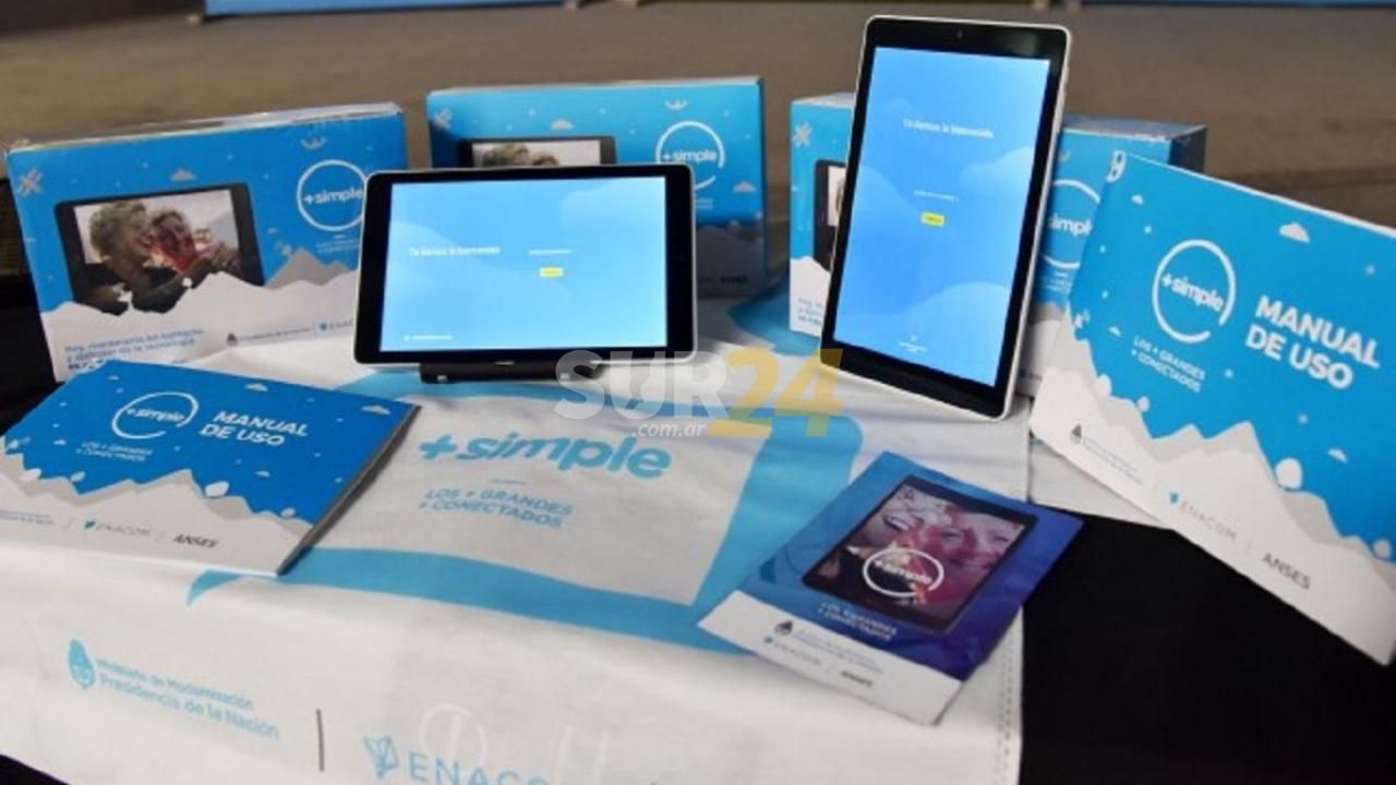 Compraron tablets para monitorear la campaña de vacunación: pagaron casi 1,5 millones de dólares