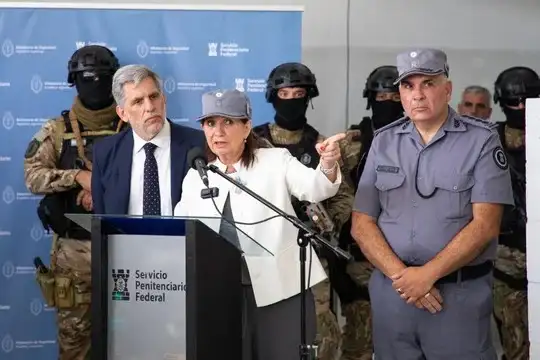 Bullrich destacó las bondades de la cárcel inaugurada en Coronda para 464 internos.