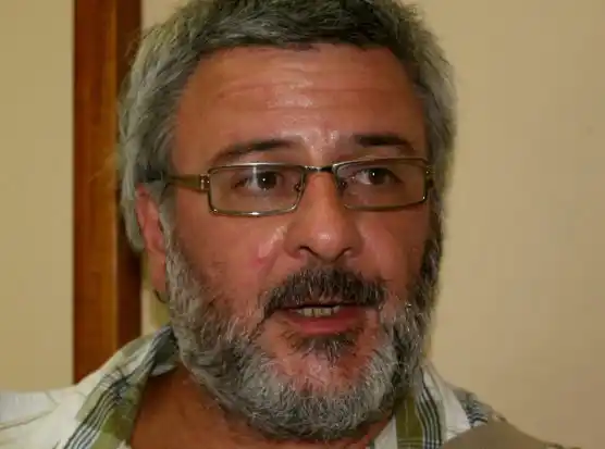 Juan Pablo Santilli presenta el libro “Ciudad y poética”