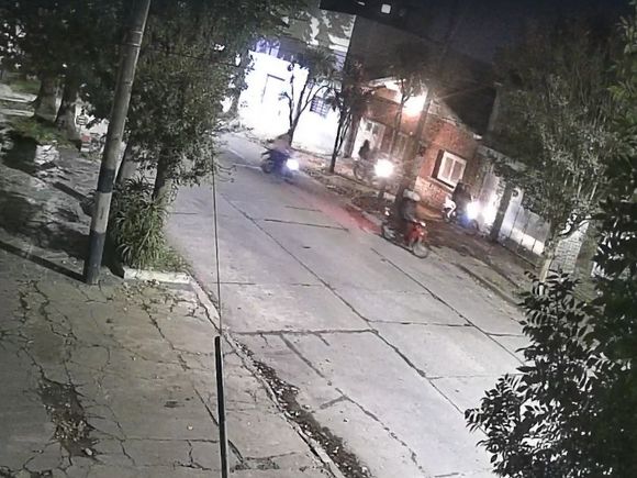 Vecinos del barrio Don Bosco, cansados del accionar de los motochorros: la situación es de “desamparo total”