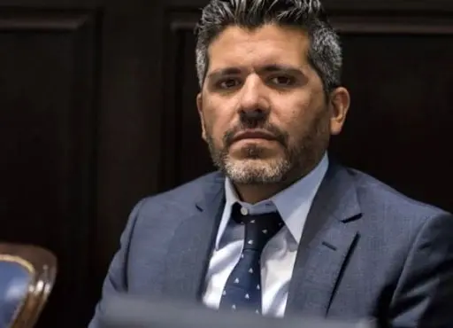 Domínguez Yelpo donará la mitad de su sueldo