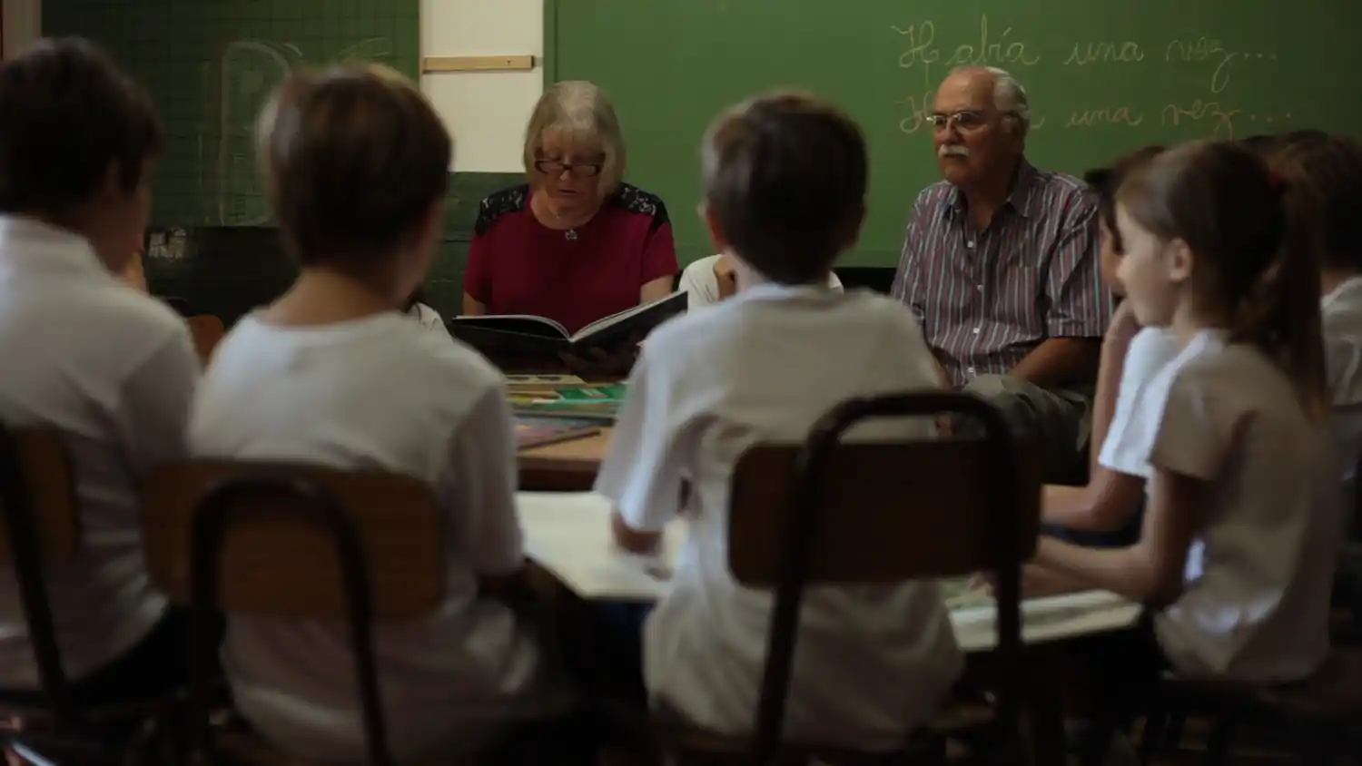 El programa “Comunidades de aprendizaje” se expande a 20 escuelas en la provincia