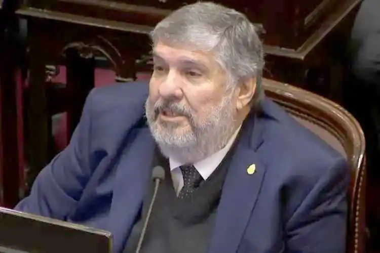 El oficialismo baraja la posibilidad de 
sesionar el jueves para sancionar Ganancias