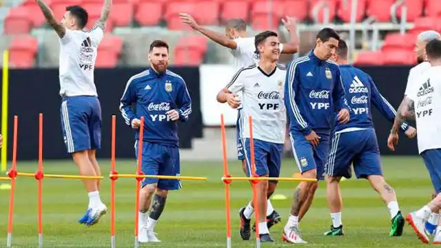 Selección: Scaloni repetiría formación y rompería un increíble récord ante Brasil