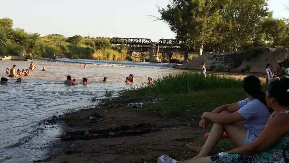 Escapadita por la región: playa, agua y camping a menos de 200 kilómetros de Rafaela