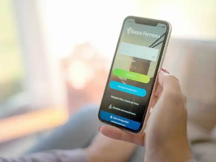 El Banco Formosa refuerza la digitalización 
con foco en la seguridad de los clientes
