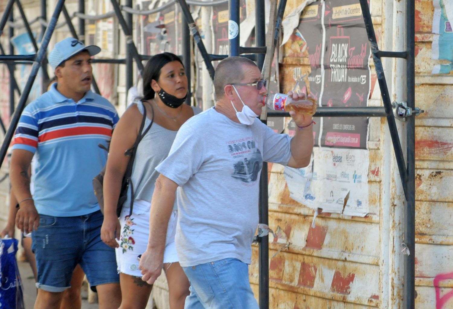 La ciudad sigue en alerta amarillo por el calor y rige el alerta rojo para once provincias