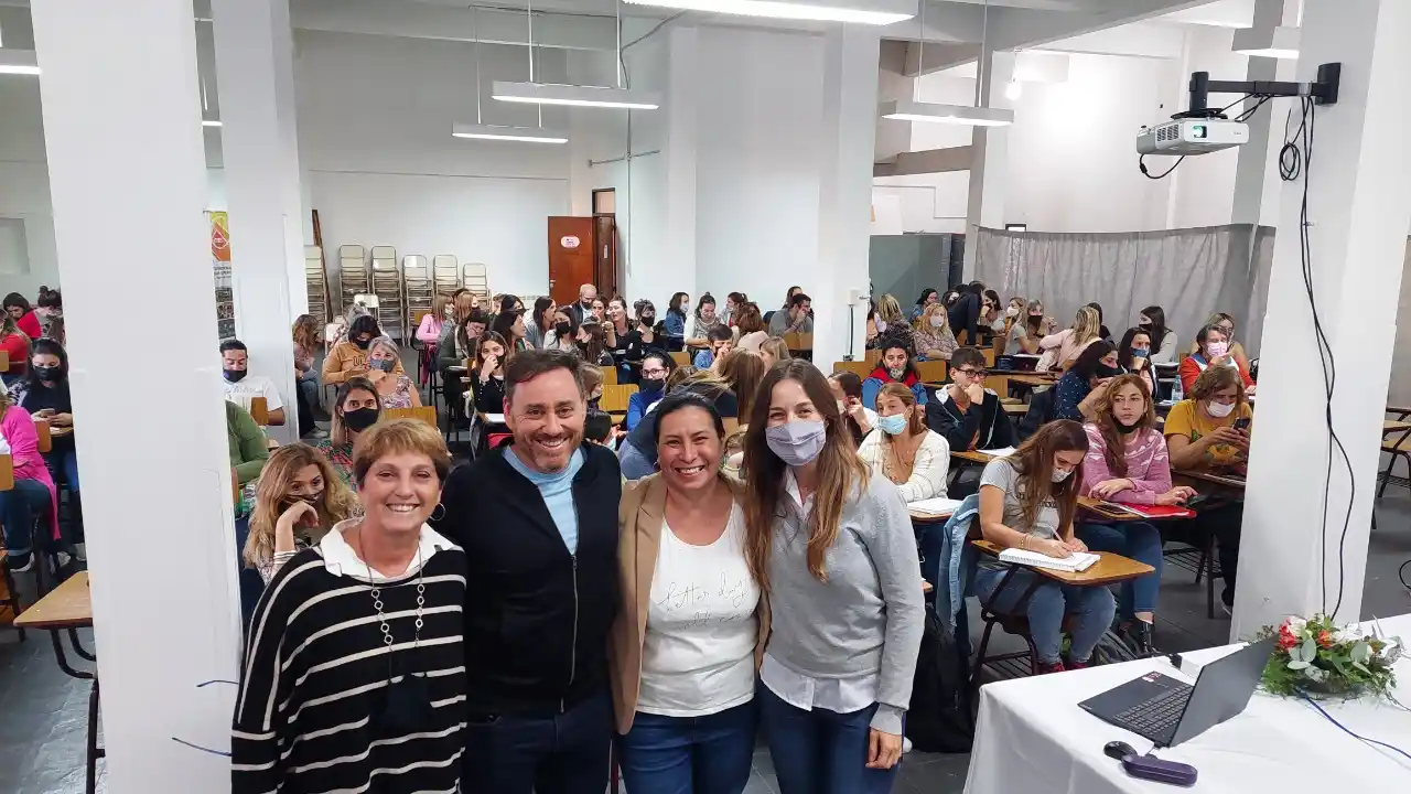 Exitosas jornadas de “Neurodiversidad en el Aula”