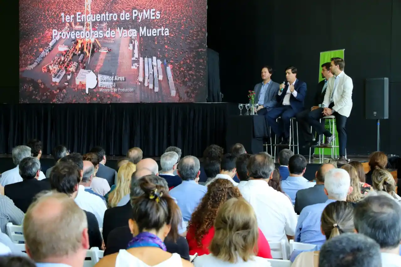 Vicente López reunió a cientos de pymes que podrían ser proveedoras de Vaca Muerta