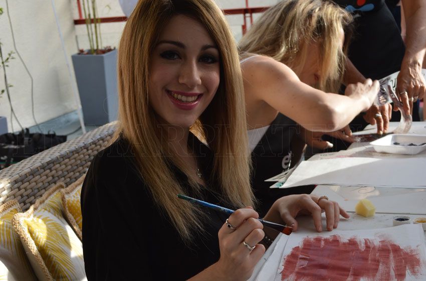 Kitty Locane, la joven actriz que cumple 8 temporadas en la ciudad