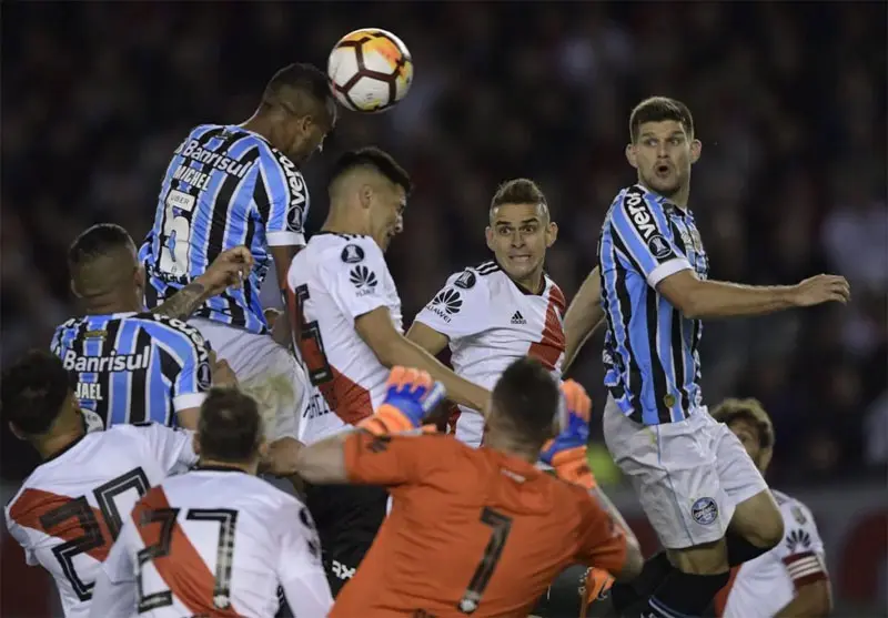 River perdió con Gremio y tendrá que darlo vuelta en la casa del campeón
