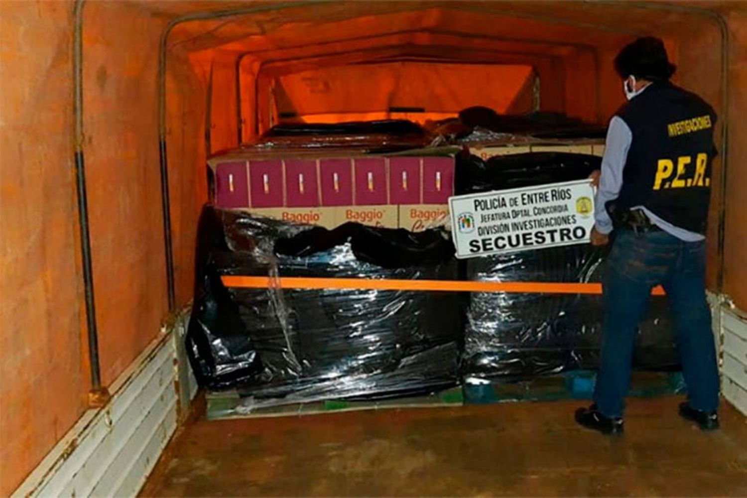 Detuvieron a dos empleados de Baggio robando mercadería