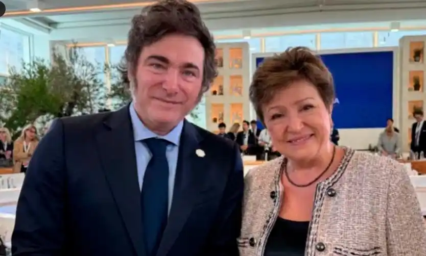 El FMI respaldó el programa de Caputo y Milei tras la dura derrota electoral