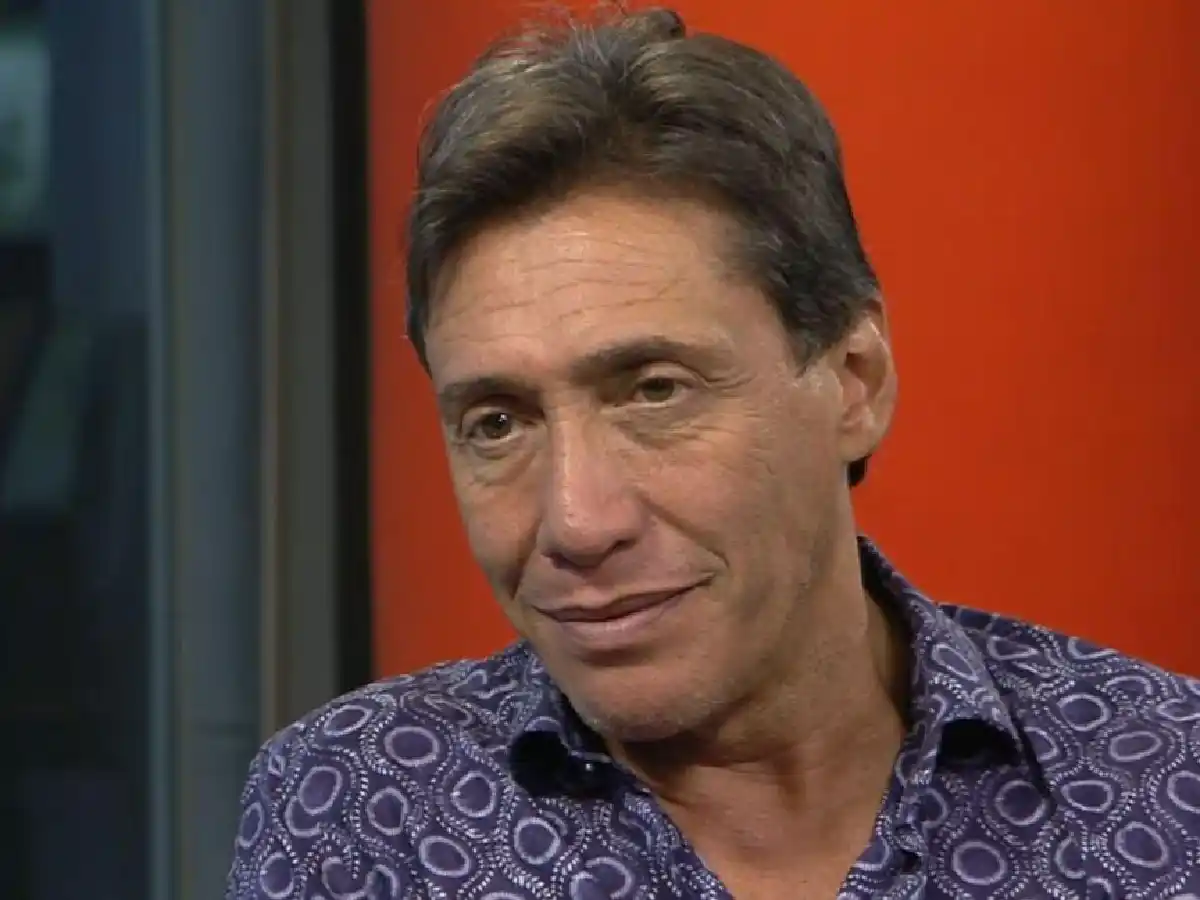  Fabián Gianola: “El teatro y la risa sanan”    