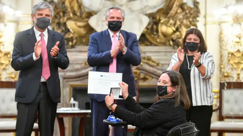 El Presidente aseguró que quiere que el país “ponga en valor a sus investigadores y científicos"