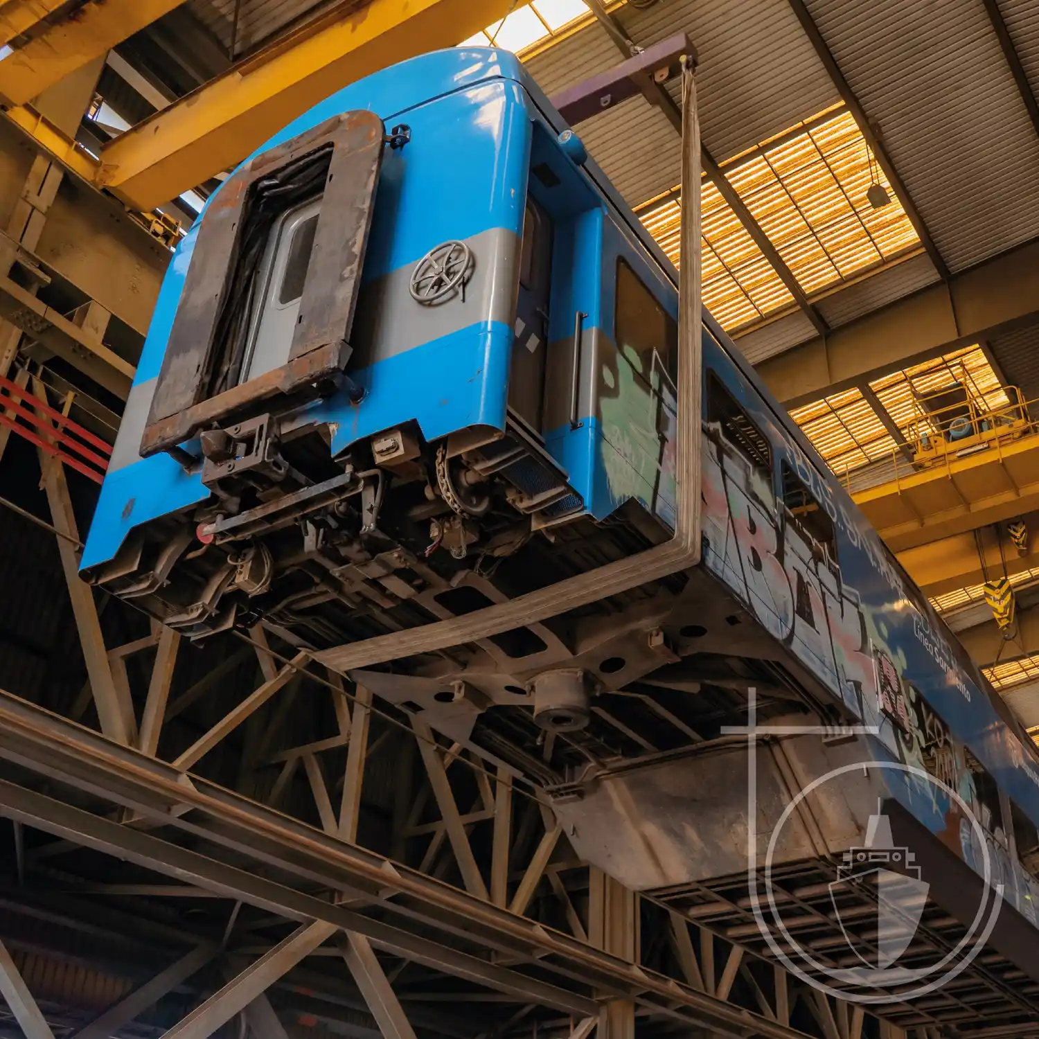 Los trenes de dos pisos cada vez más cerca: Tandanor comenzó la reconstrucción de los coches