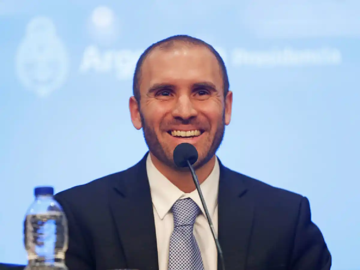 Otra señal positiva del Gobierno al mercado: pagó vencimientos de deuda por U$S 850 millones