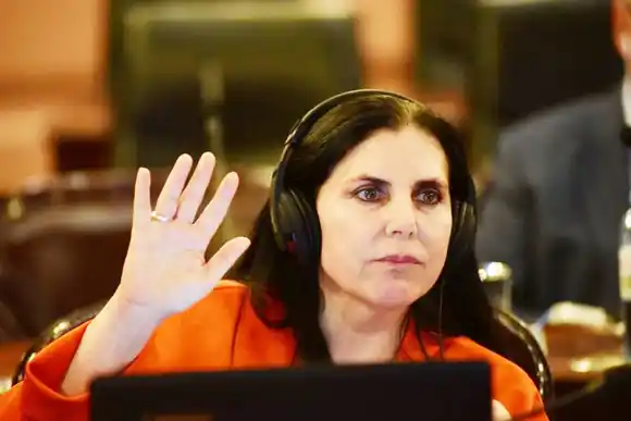 El Gobierno empieza a trabajar los proyectos de ley para transparentar la función pública