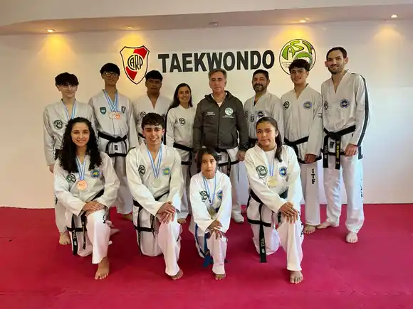 Brillante actuación de la delegación costera en la Copa Provincia de Taekwondo