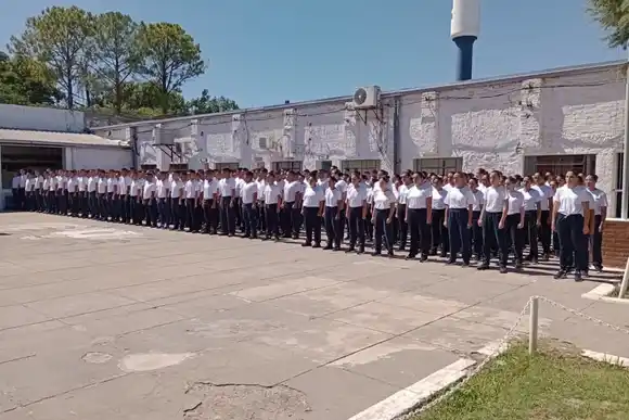 La provincia incorporó 300 nuevos agentes al Servicio Penitenciario