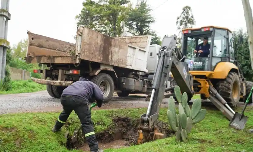 Ante la alerta por tormentas, el Municipio desplegó cuadrillas en las localidades