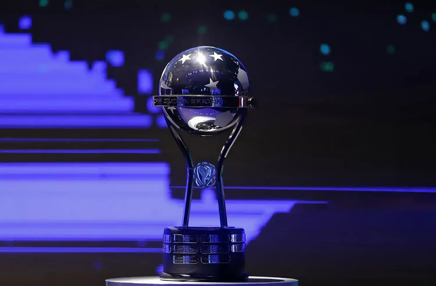Se sorteó la Copa Sudamericana: ¿en que grupos jugarán los argentinos?