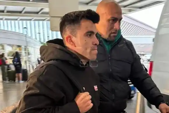 Marcos Acuña llegó a la Argentina para sumarse a River