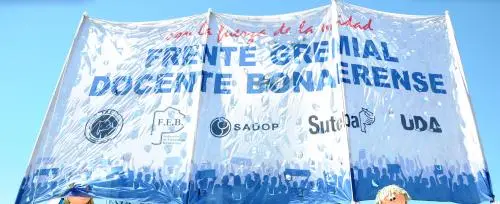 Paritarias: Docentes siguen pidiendo un sueldo mínimo de 10 mil pesos