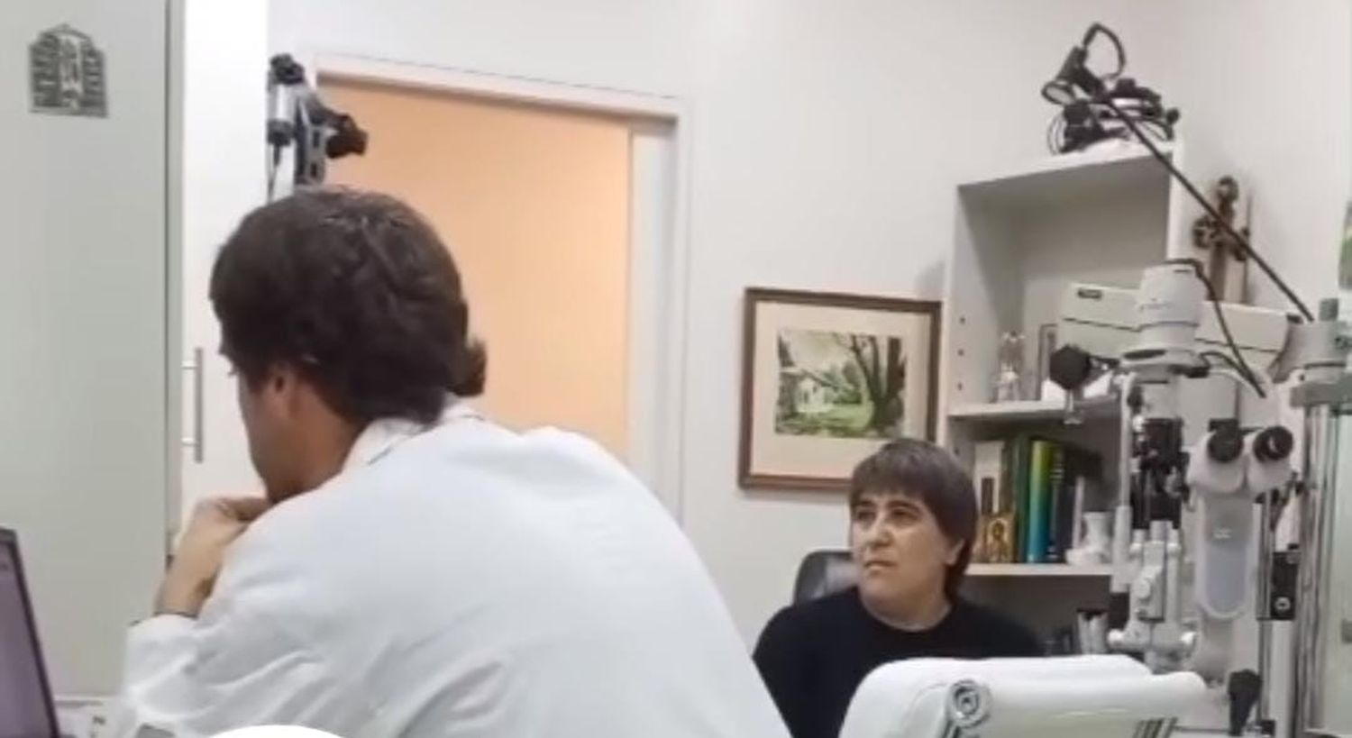 Moni, en su consulta de este lunes con los especialistas en Buenos Aires.