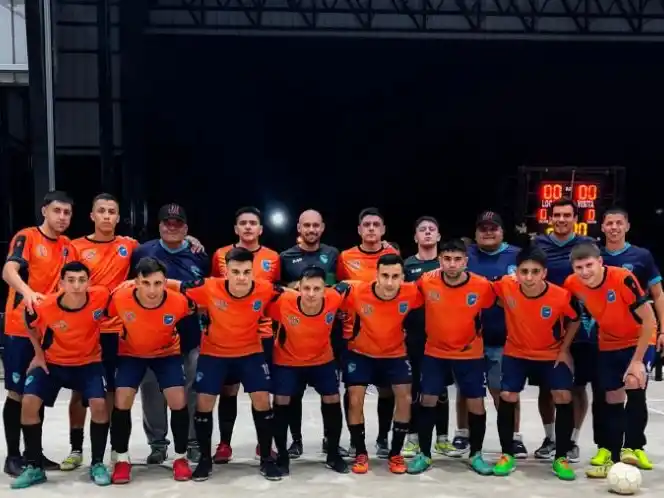 La Selección de Gualeguaychú suma una victoria y una derrota en el Regional de fútbol sala en Santa Fe