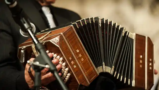 11 de julio: Día Nacional del Bandoneón