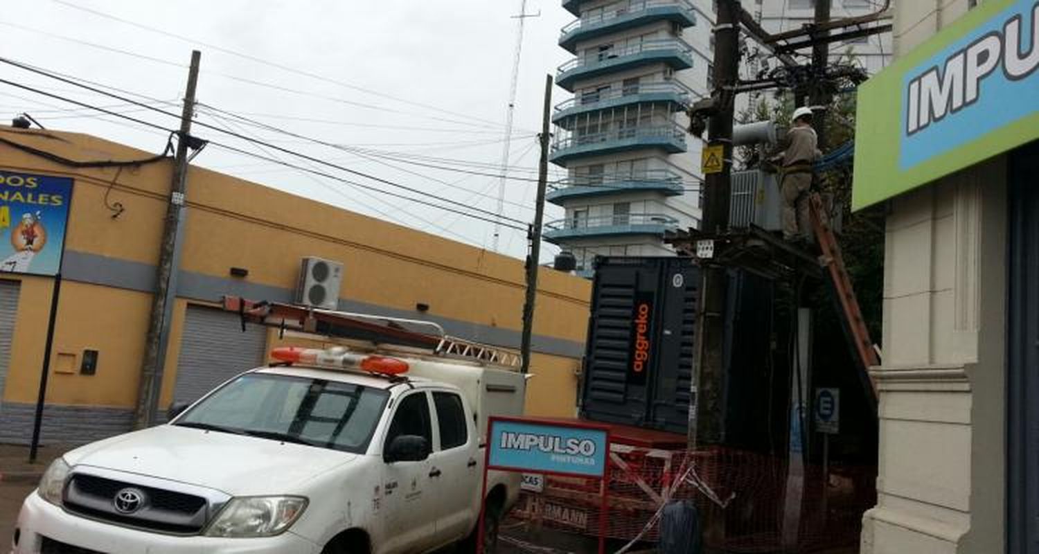 Coopser retira los generadores, tras instalación del nuevo transformador