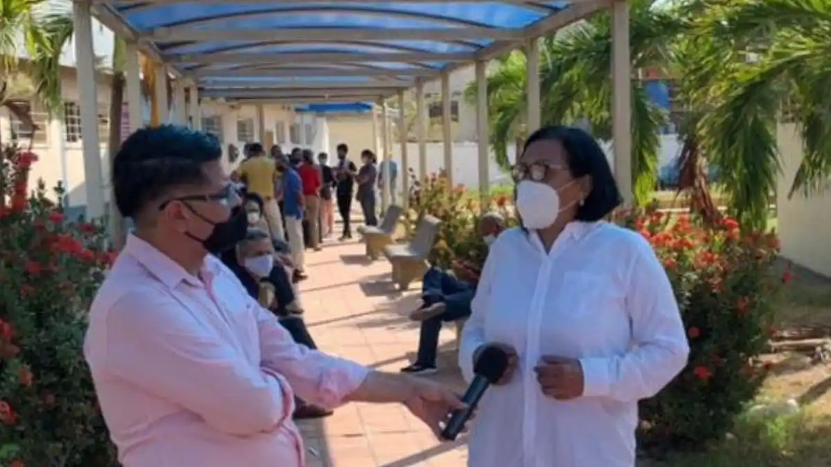 ¡MÉDICOS SE VAN! Servicio de salud golpeado por la migración de talentos