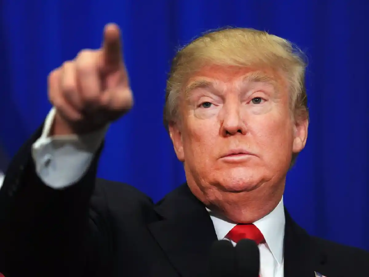 Trump volvió a reclamar que se endurezca la prohibición de viajes a ciudadanos de países musulmanes