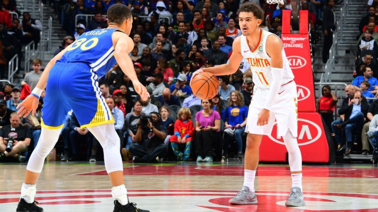 Trae Young se suma al debate: “Curry es el mejor base de la historia”