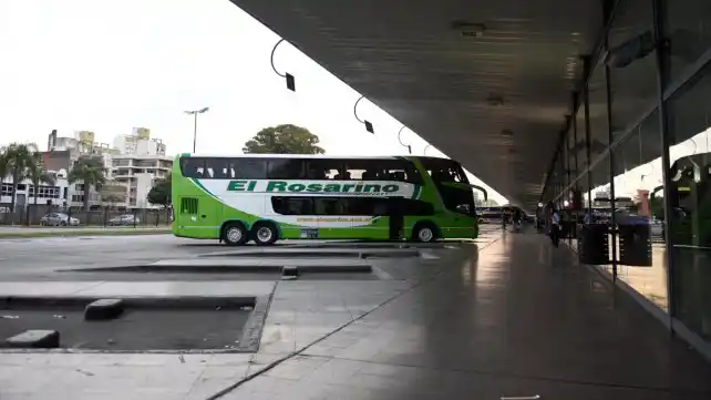 Cae la cantidad de ómnibus que ingresan a la Terminal